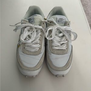 Womens Nike LDWaffle Sacai white nylon, size 7, VGUC